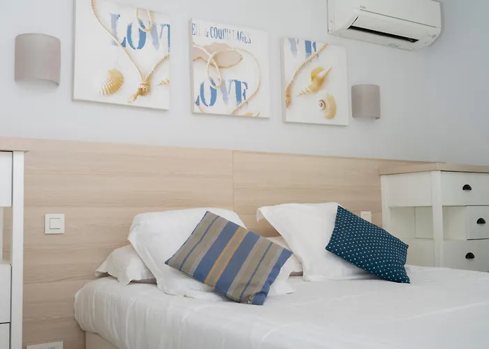 Hotel La Ciotat - A Deux Pas De L\'Eau