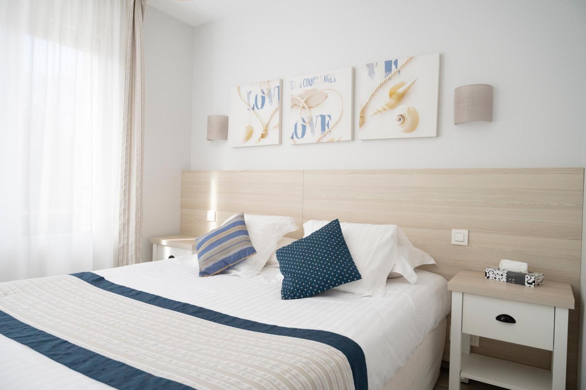 - A Deux Pas De L'eau Apartahotel *