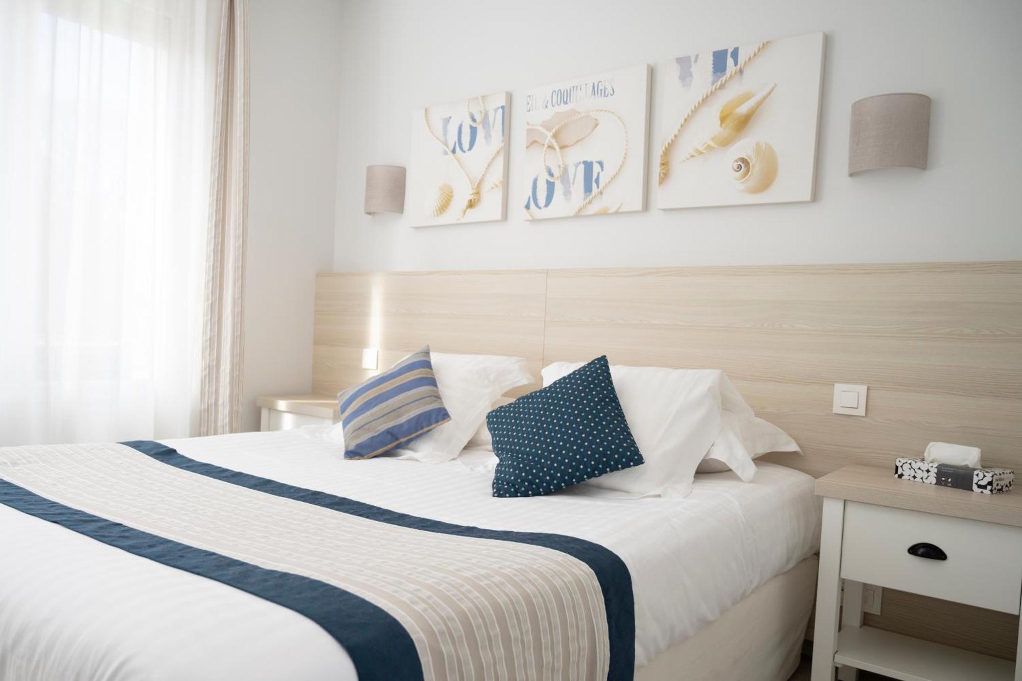 - A Deux Pas De L'eau Aparthotel
