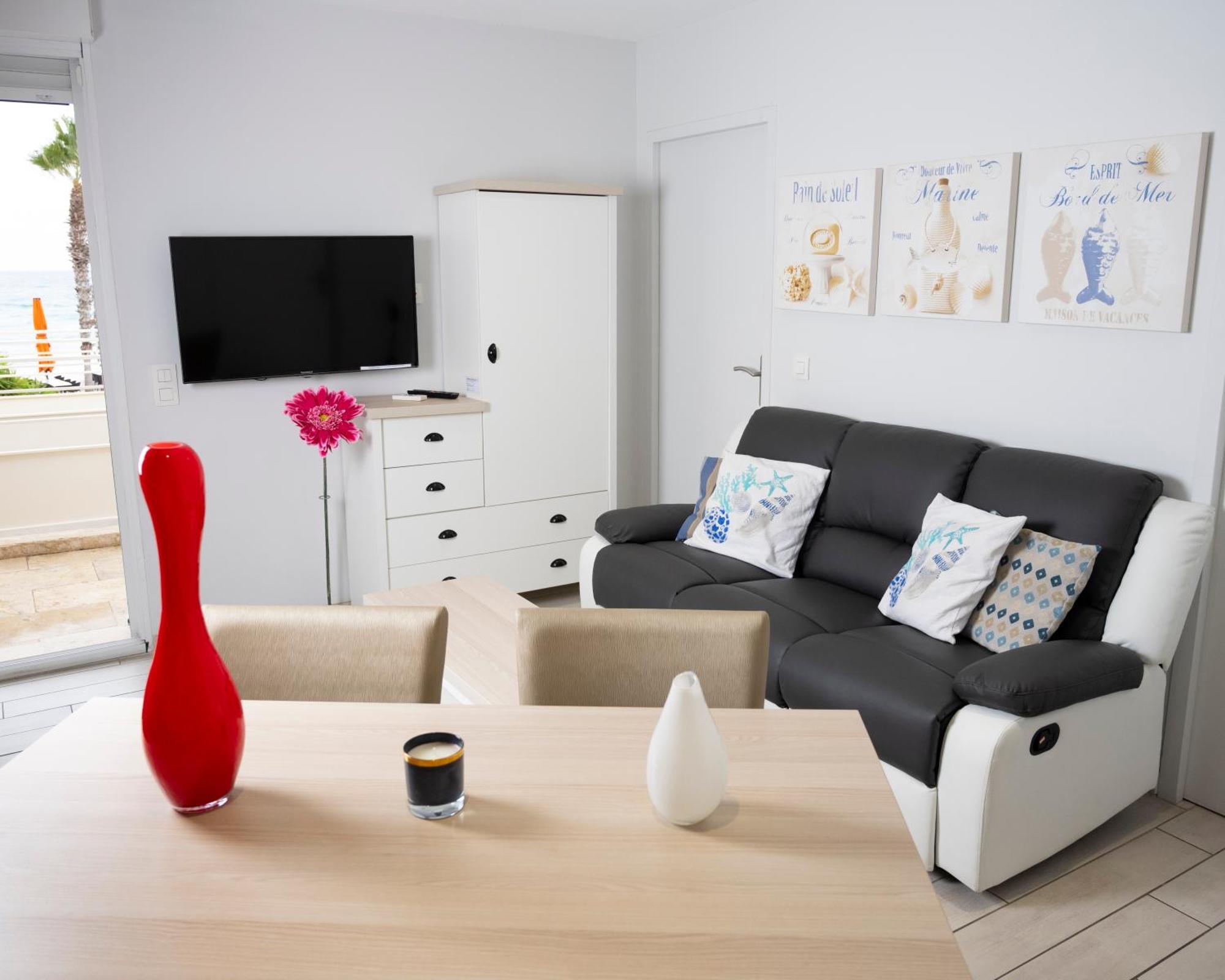 Aparthotel - A Deux Pas De L'eau La Ciotat