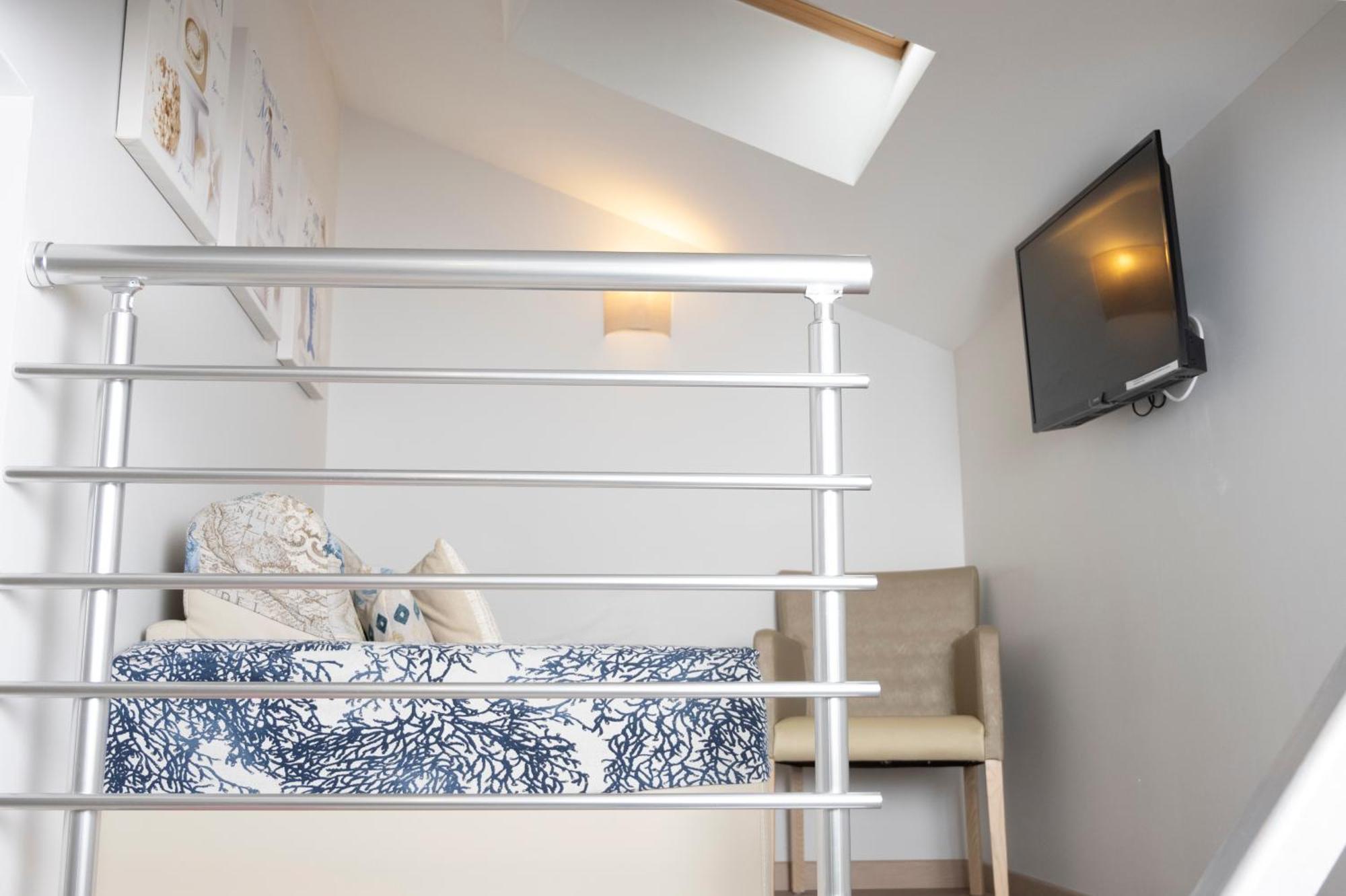 Aparthotel - A Deux Pas De L'eau La Ciotat
